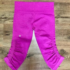 lululemon In The Flow Pink Fuchsia Leggings Size 4